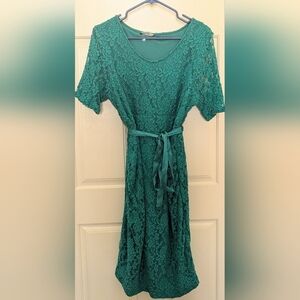 Planet Motherhood Green Lace Wedding Dress